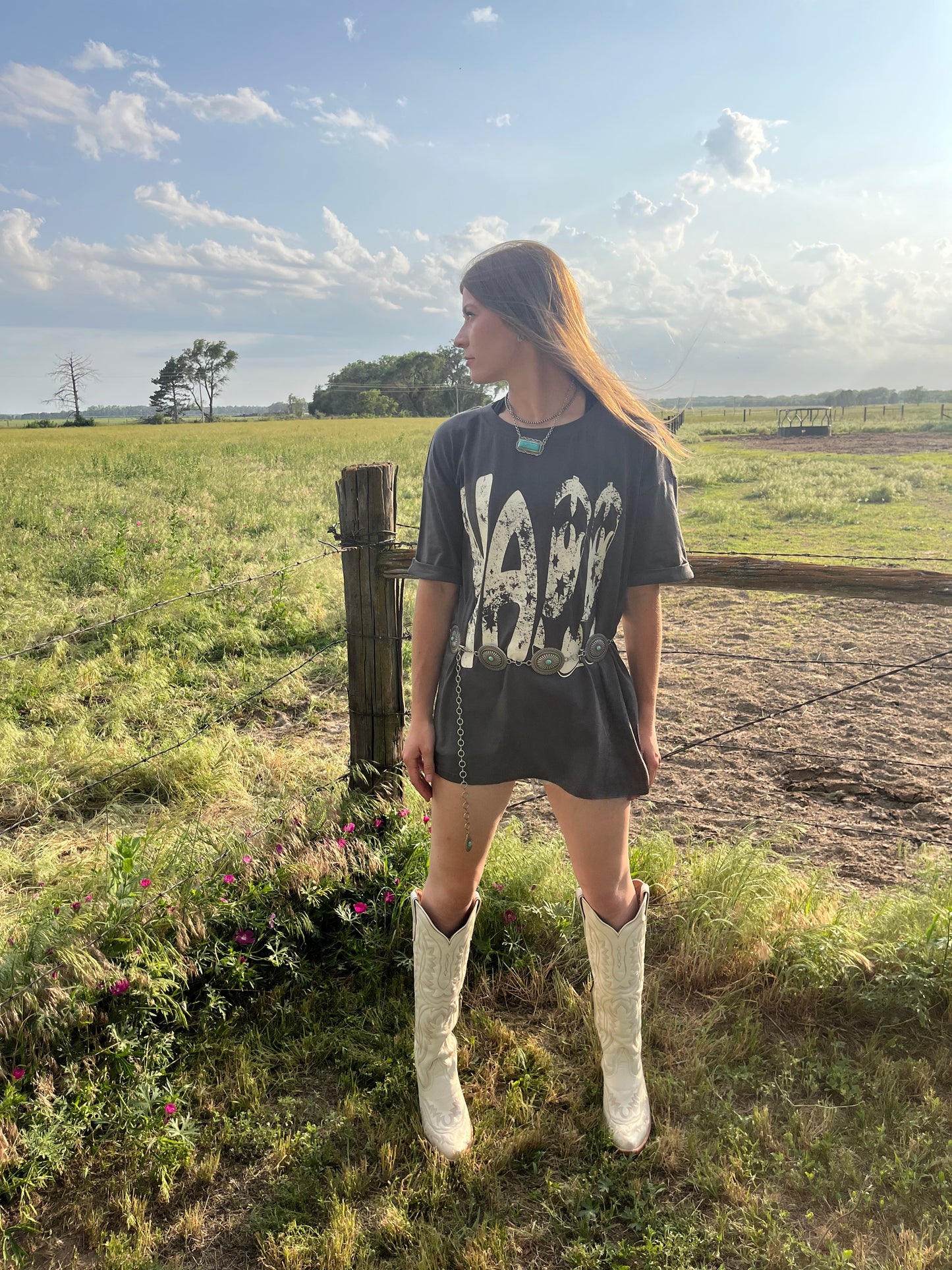 Vintage Yall Graphic Tee