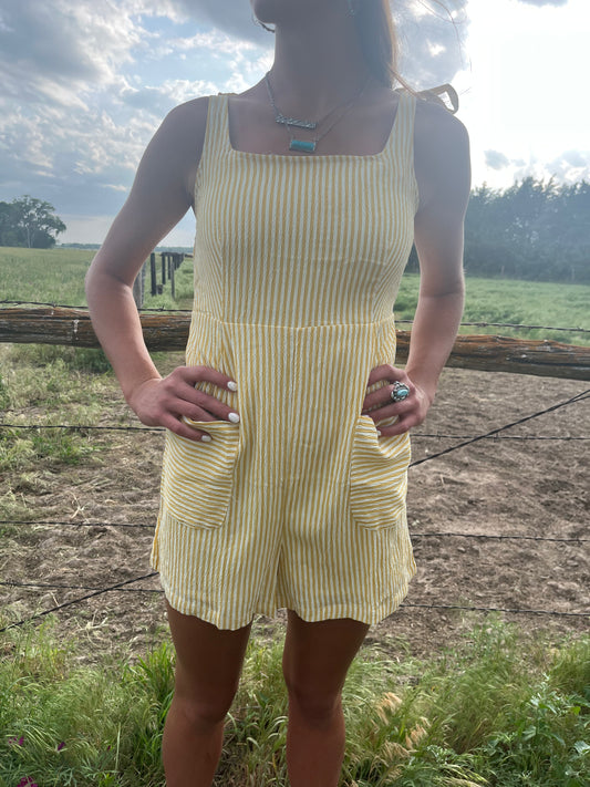 Shoulder Tie Casual Romper